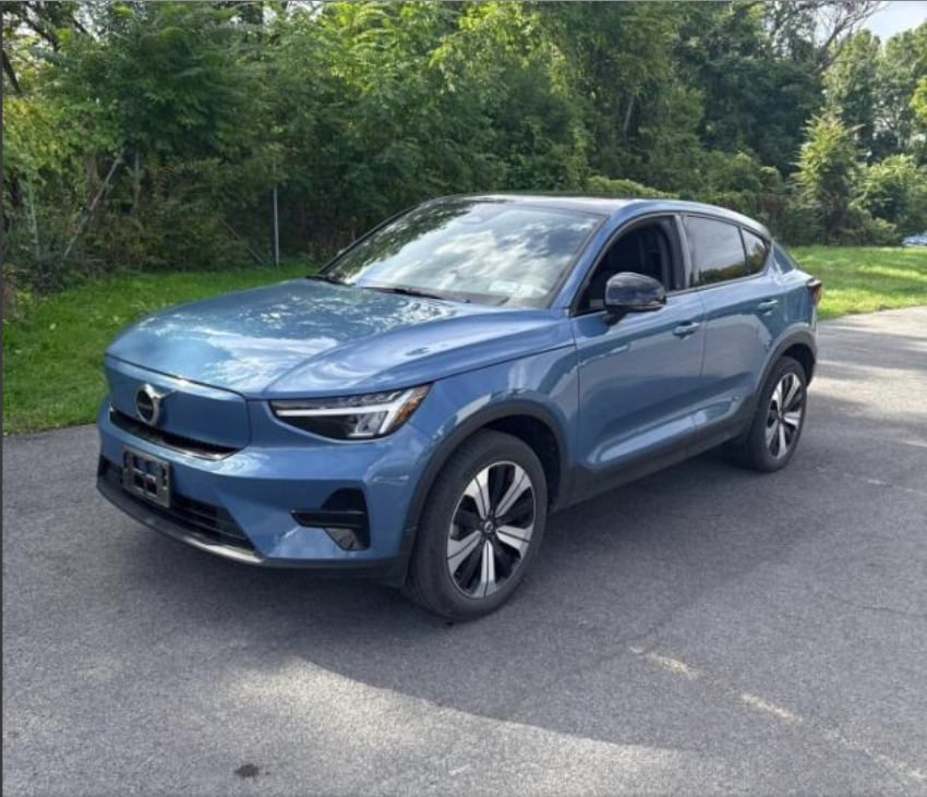 2023 Volvo C40