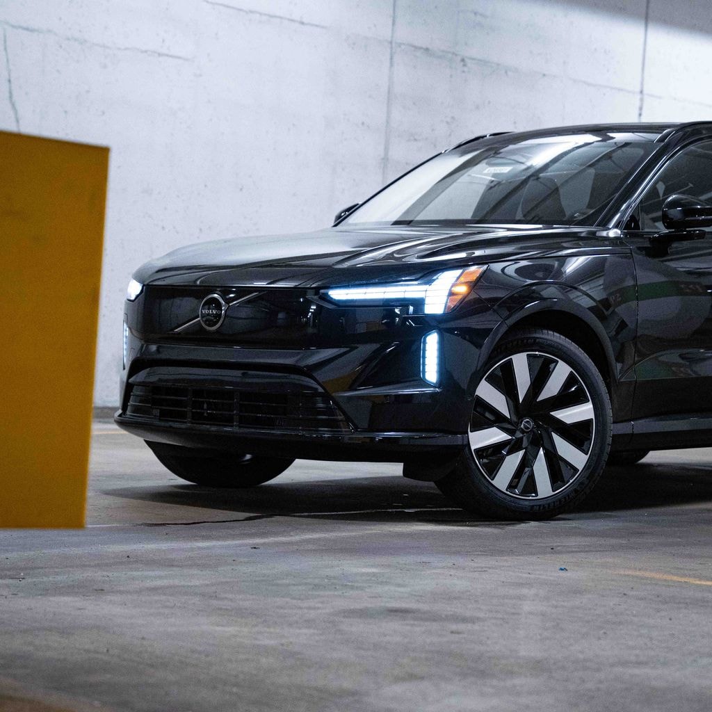 New 2026 Volvo EX90 Twin Motor Ultra 7-Seater SUV