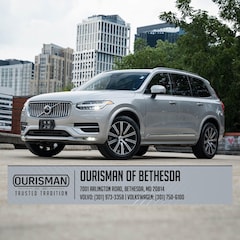 2024 Volvo XC90 B5 Core SUV