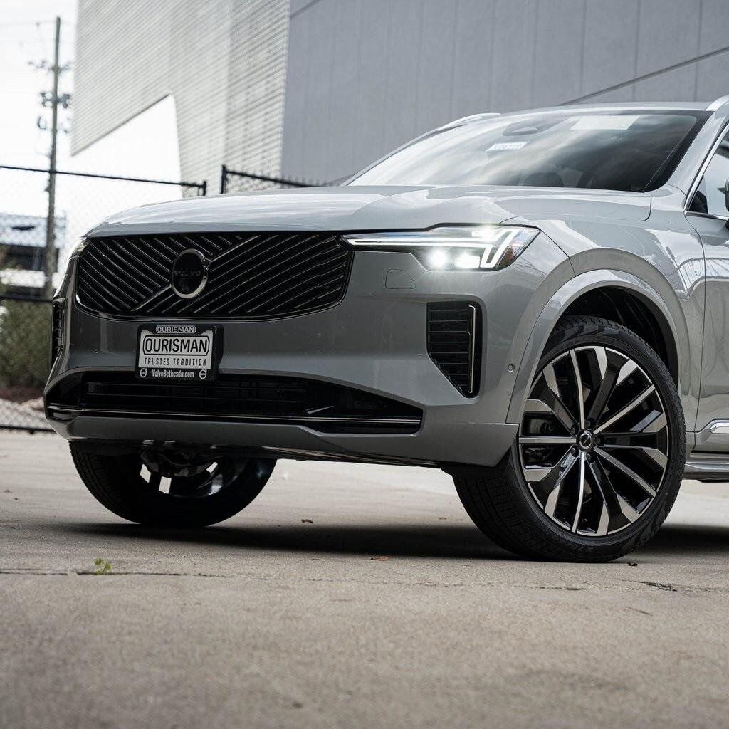 New 2026 Volvo XC90 B6 Plus 7-Seater SUV