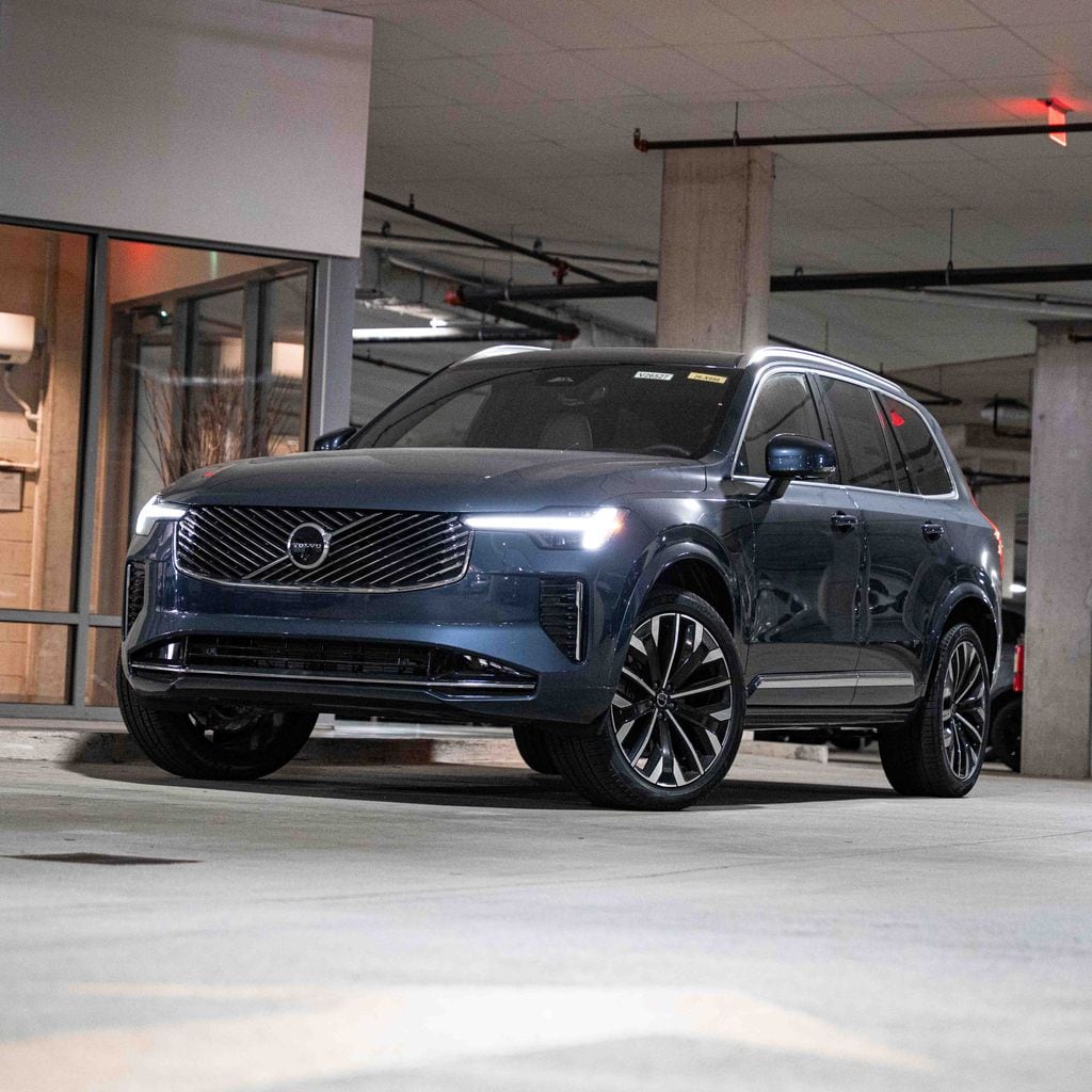 New 2026 Volvo XC90 B6 Ultra 7-Seater SUV