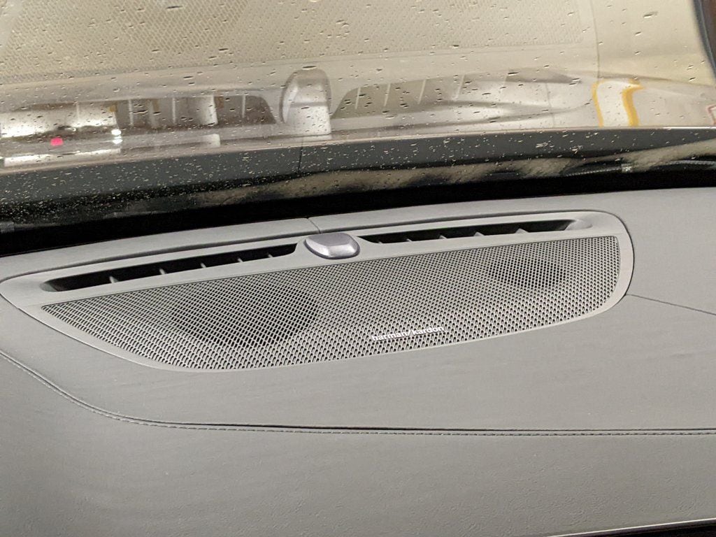 2026 Volvo XC90 Plus - Photo 16