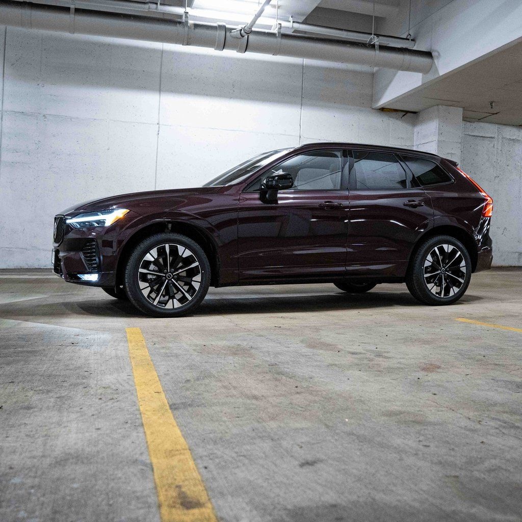 New 2026 Volvo XC60 B5 Plus SUV