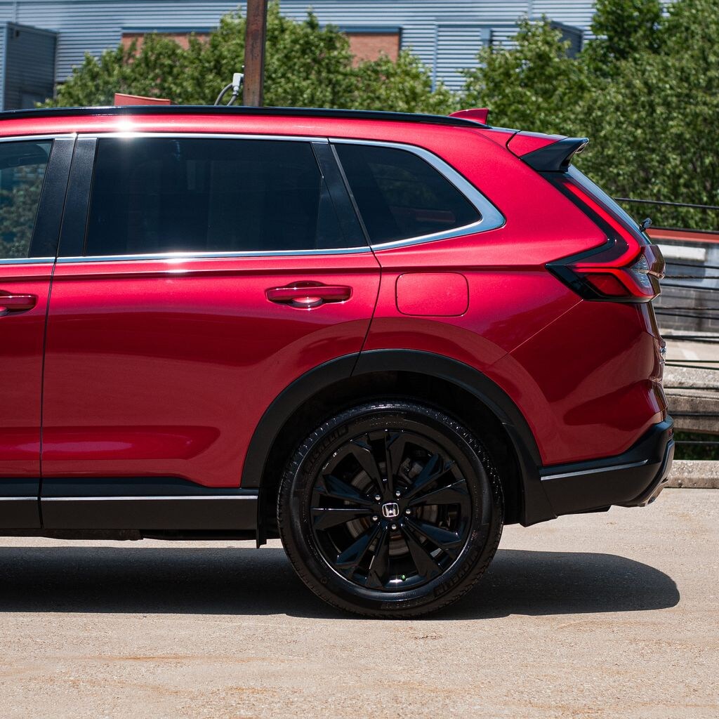 Used 2025 Honda CR-V Hybrid Sport Touring SUV