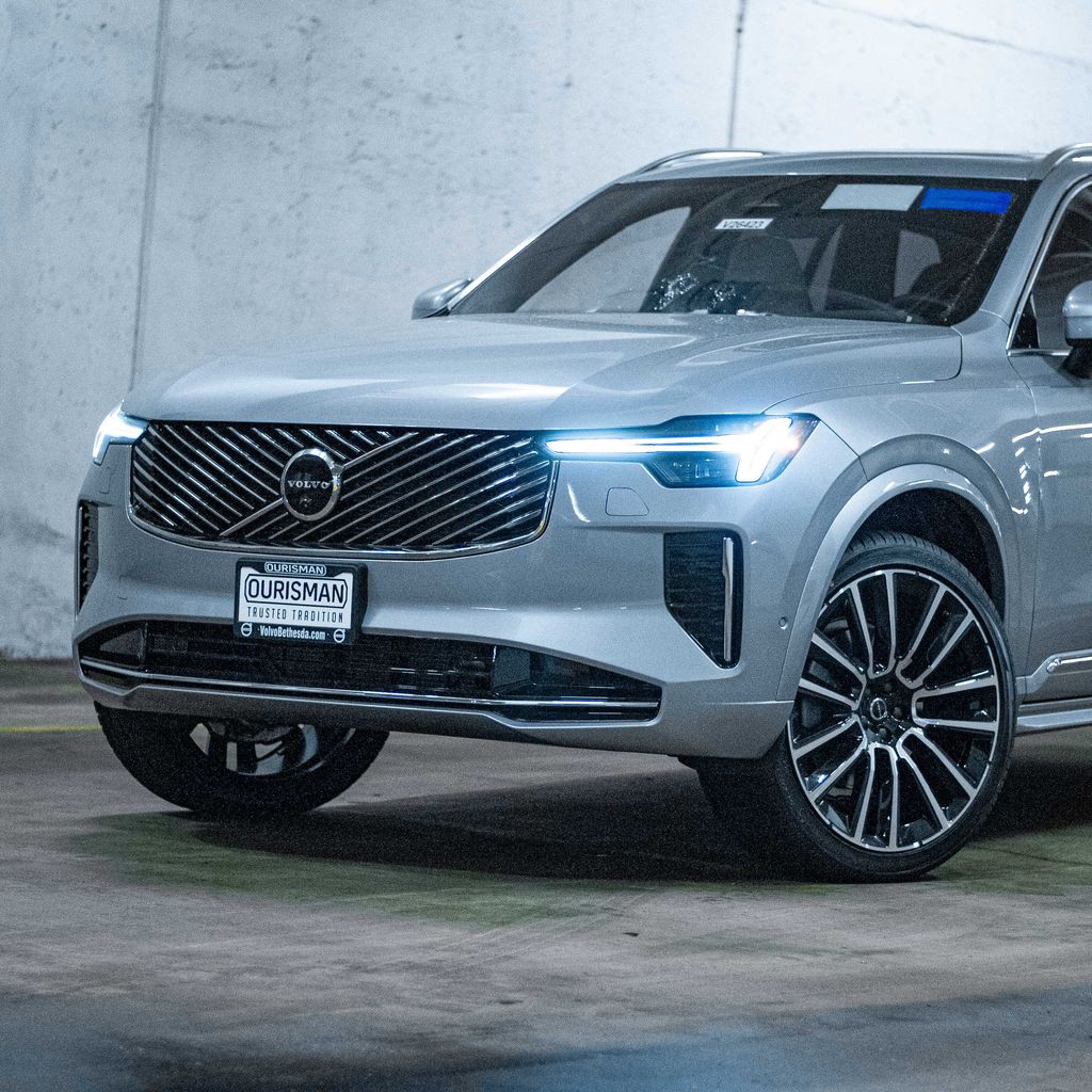 New 2026 Volvo XC90 B6 Plus 7-Seater SUV