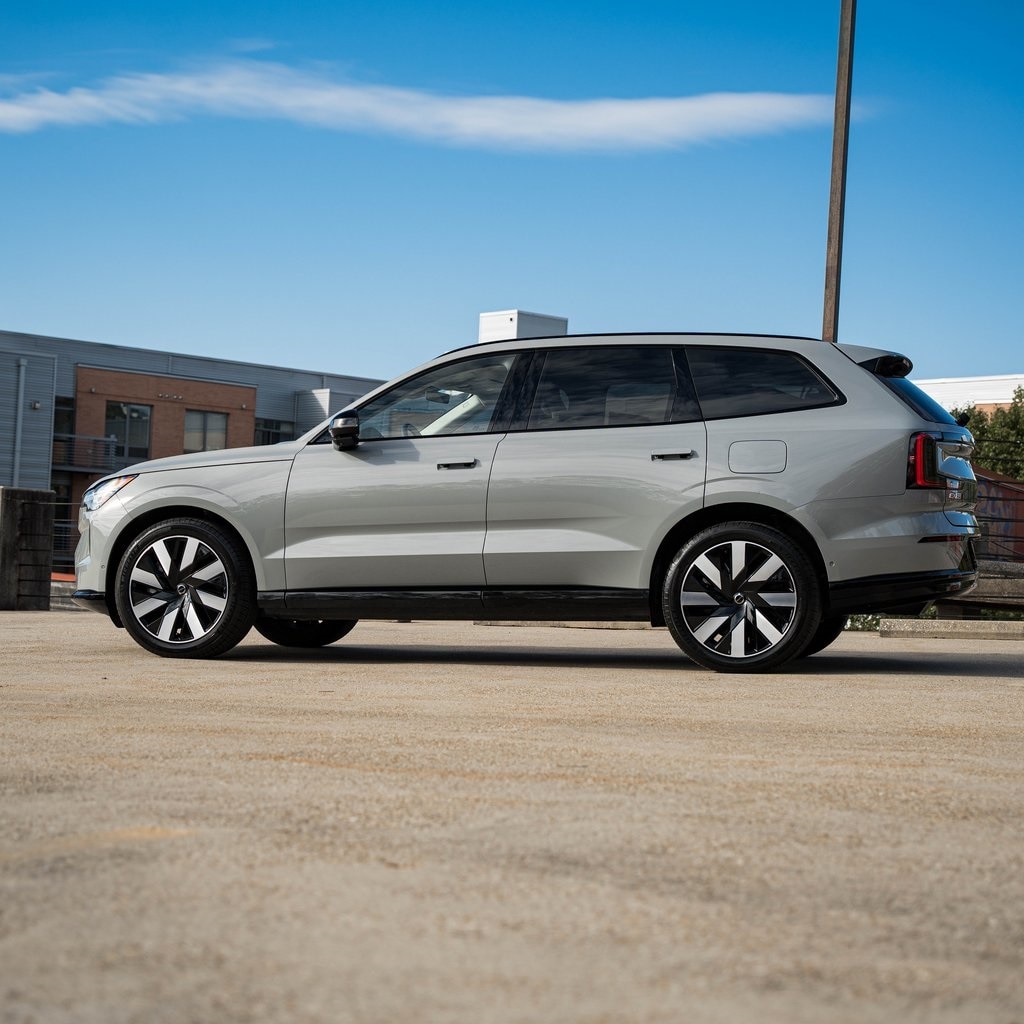 Certified 2025 Volvo EX90 Twin Motor Ultra SUV
