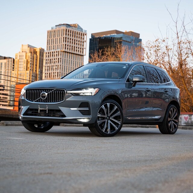 2023 Volvo XC60 B6 Ultimate Bright Theme SUV