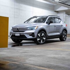 2026 Volvo EX40 Twin Motor Plus AWD SUV