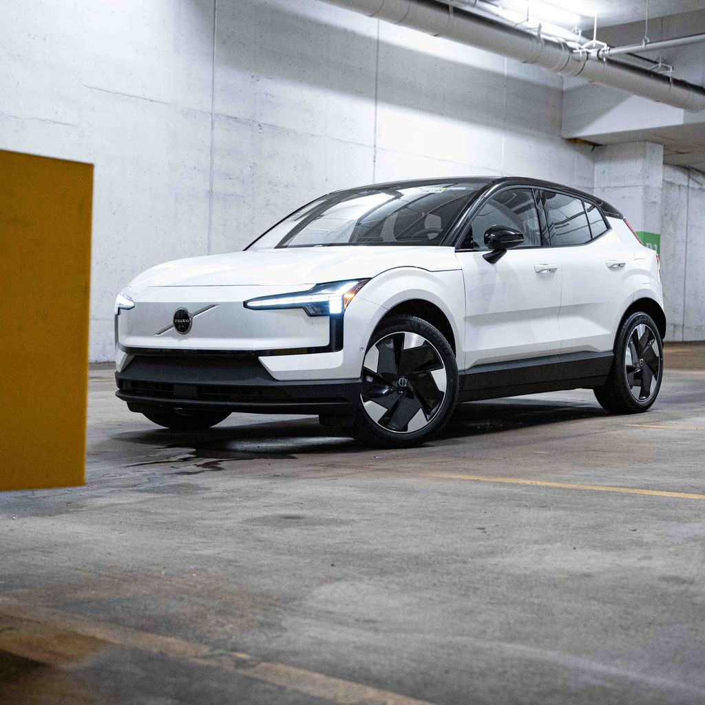 2026 Volvo EX30 Twin Motor Performance Ultra's photo