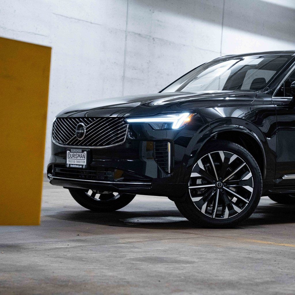 New 2026 Volvo XC90 B6 Plus 7-Seater SUV