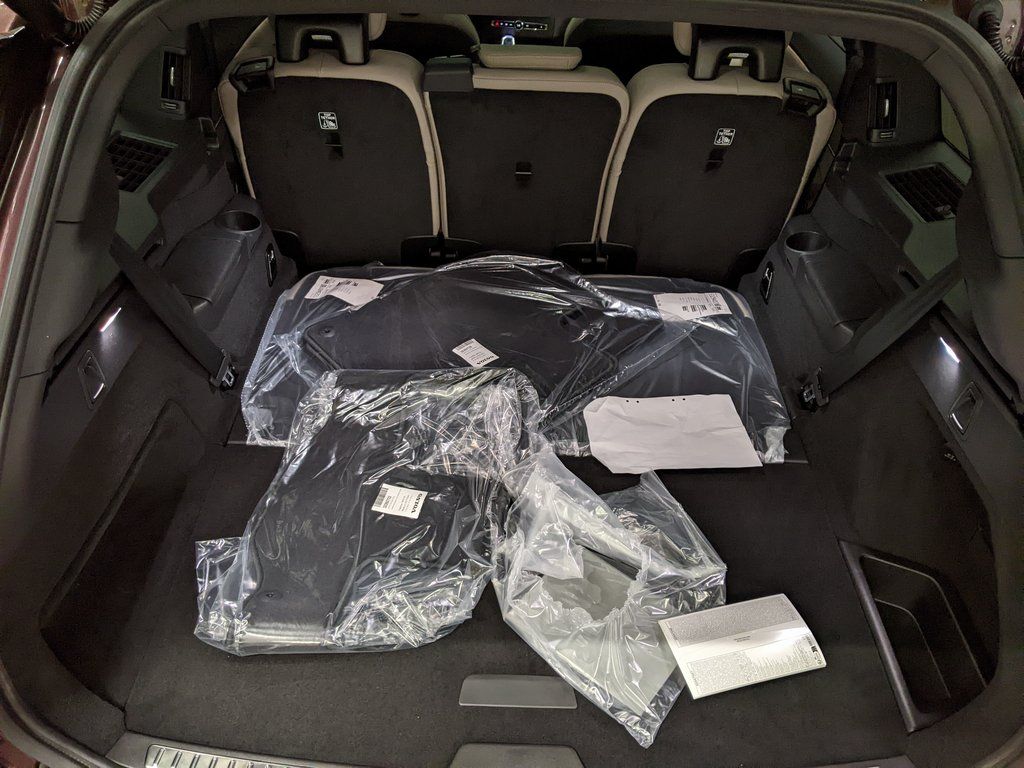 2026 Volvo XC90 Plus - Photo 26