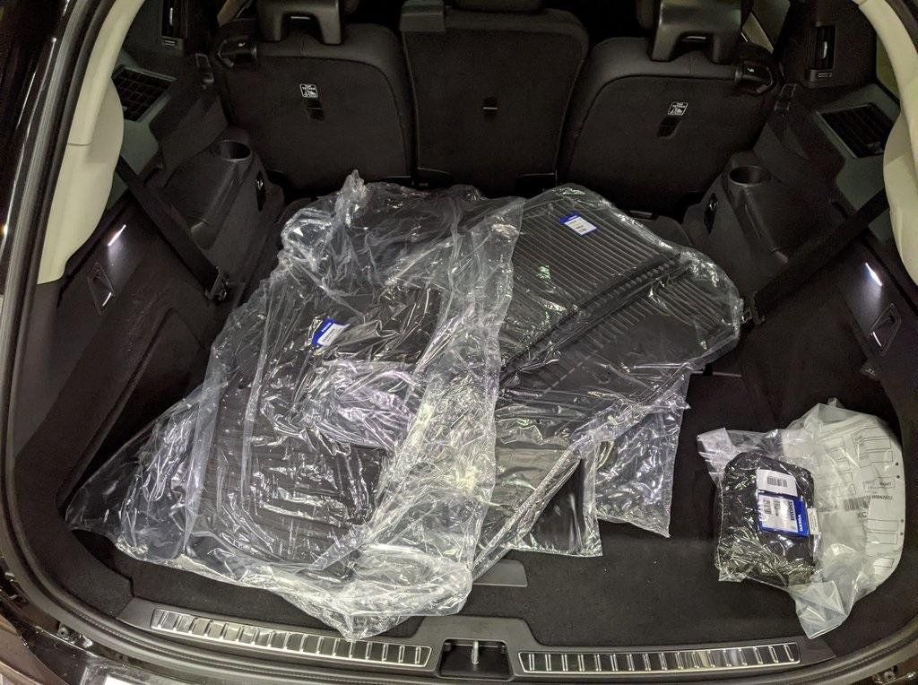 2026 Volvo XC90 Plus - Photo 26