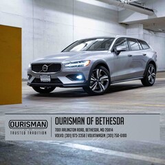 2026 Volvo V60 Cross Country B5 Plus Wagon