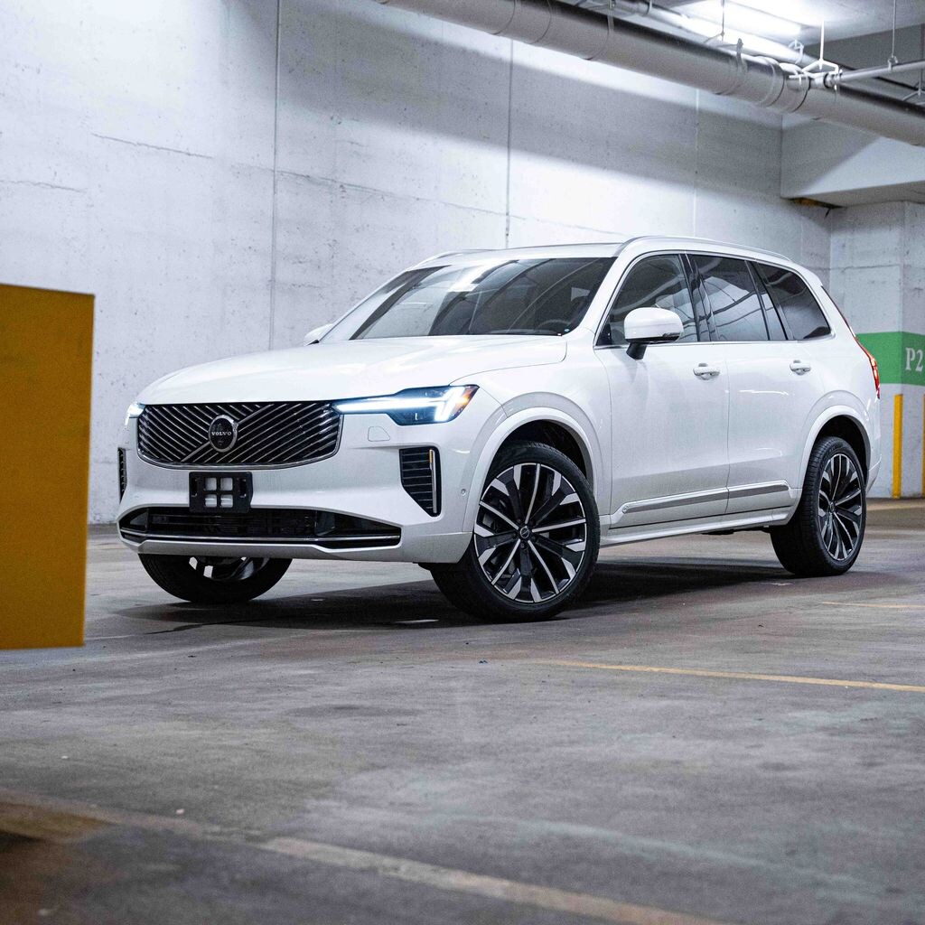 New 2026 Volvo XC90 B6 Ultra 7-Seater SUV