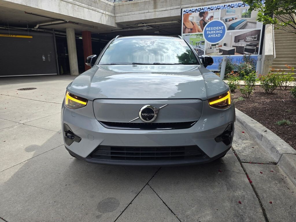Used 2024 Volvo XC40 Recharge Pure Electric Ultimate SUV