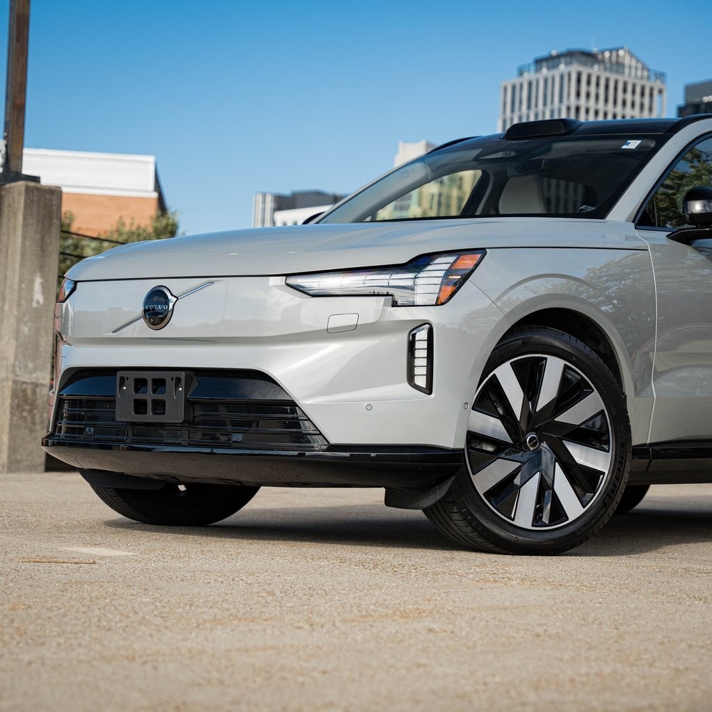 Certified 2025 Volvo EX90 Twin Motor Ultra SUV