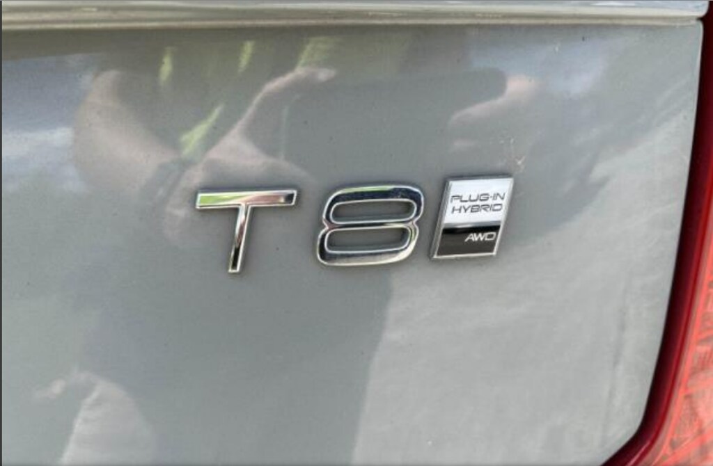 Certified 2025 Volvo XC90 Plug-In Hybrid T8 Plus SUV