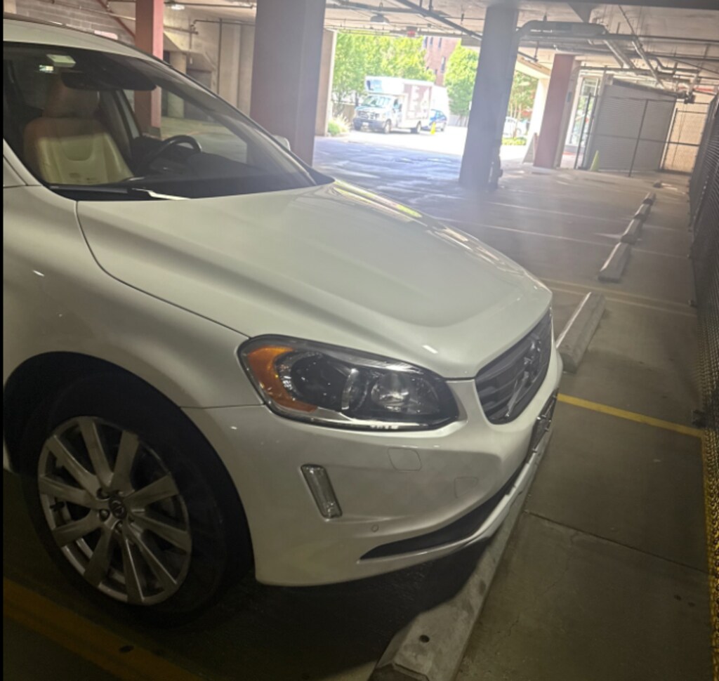 Used 2017 Volvo XC60 T6 Inscription SUV