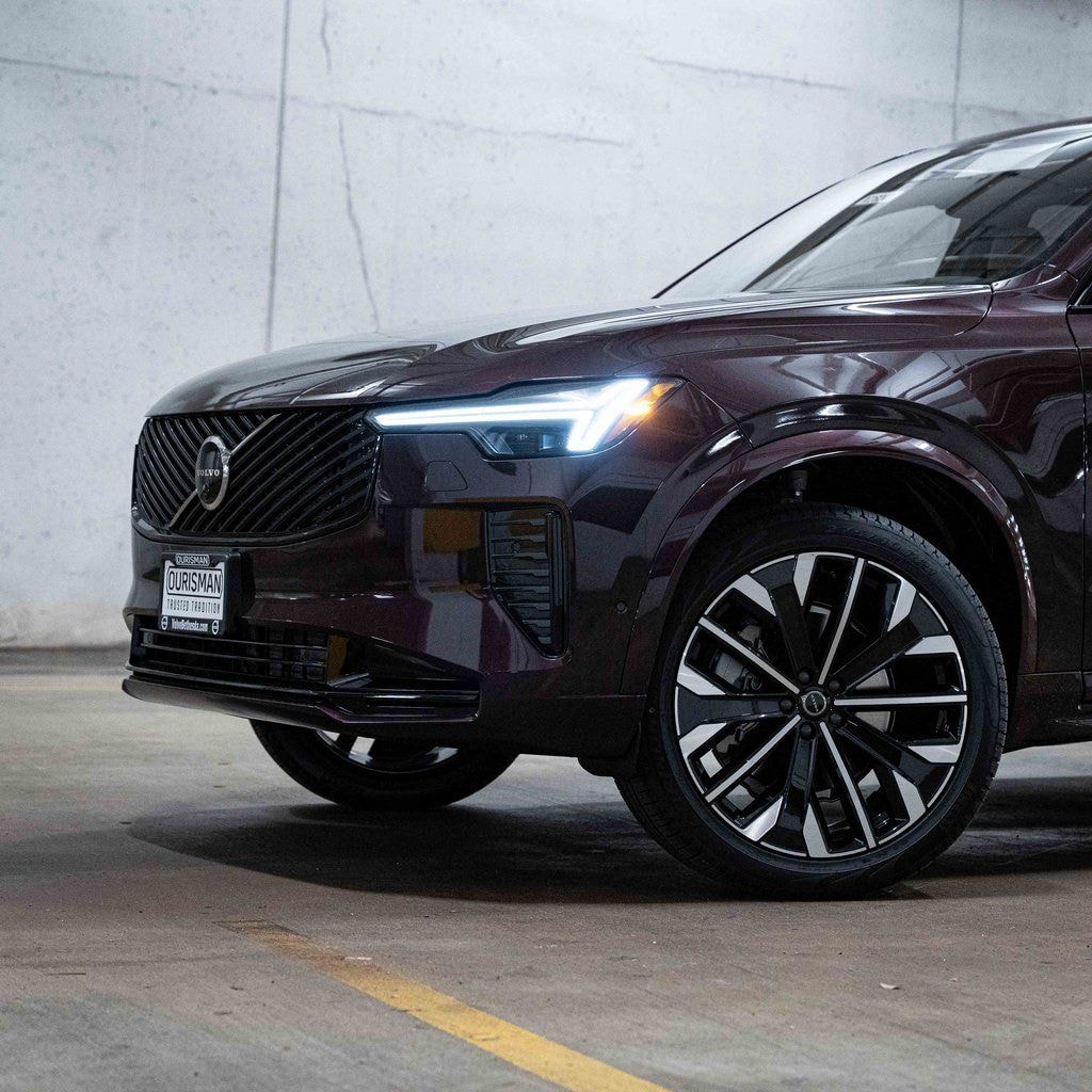 New 2026 Volvo XC90 B6 Ultra Dark Theme 7-Seater SUV