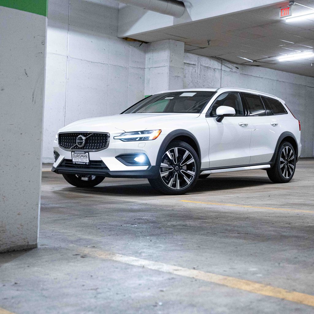 New Volvo V60 & V60 Cross Country For Sale in Frederick, MD