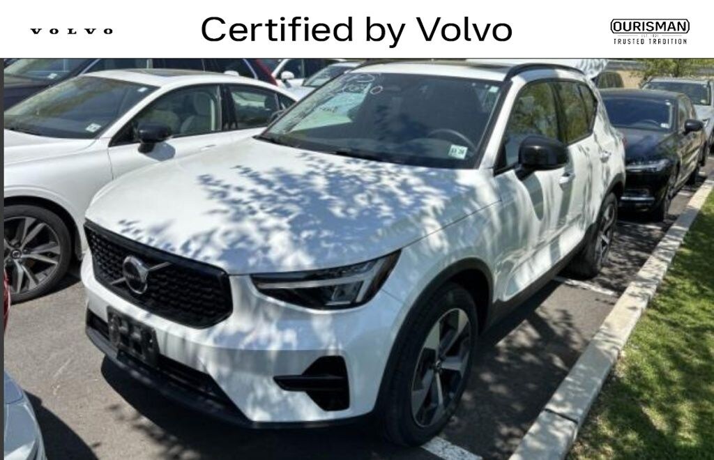 Certified 2024 Volvo XC40 B5 Core SUV