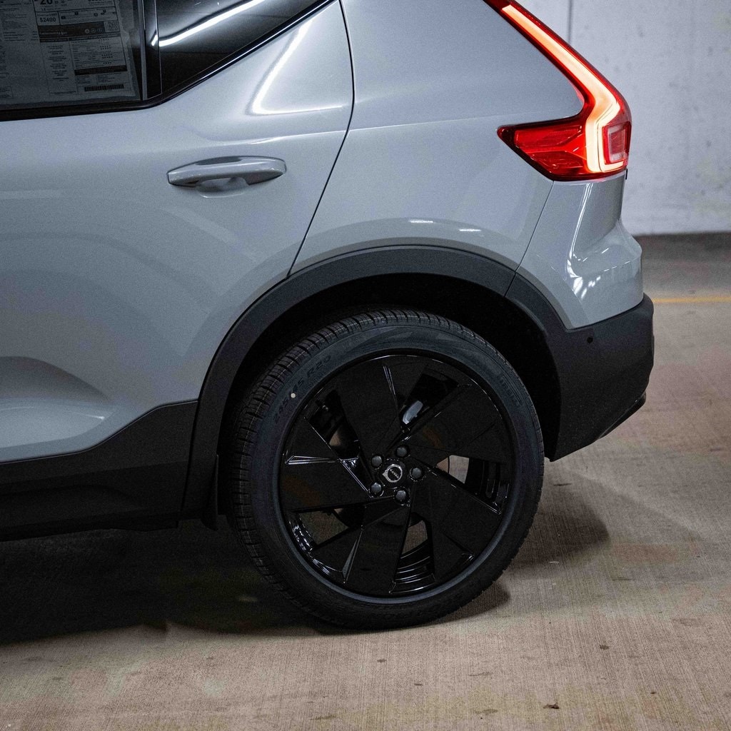 New 2026 Volvo XC40 B5 Ultra Black Edition SUV