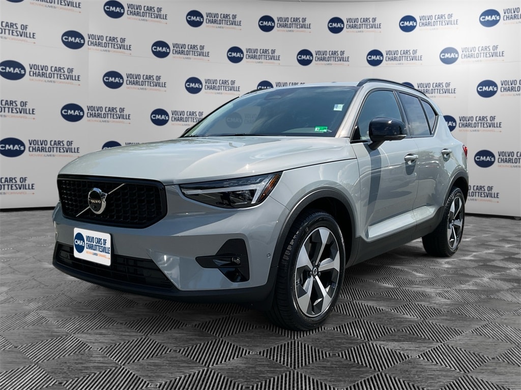 2026 Volvo XC40 Plus's photo