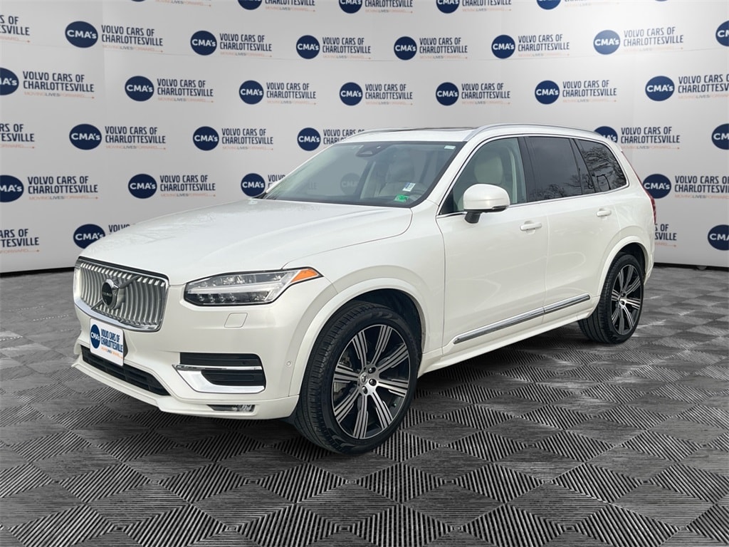 2024 Volvo XC90 Ultimate's photo