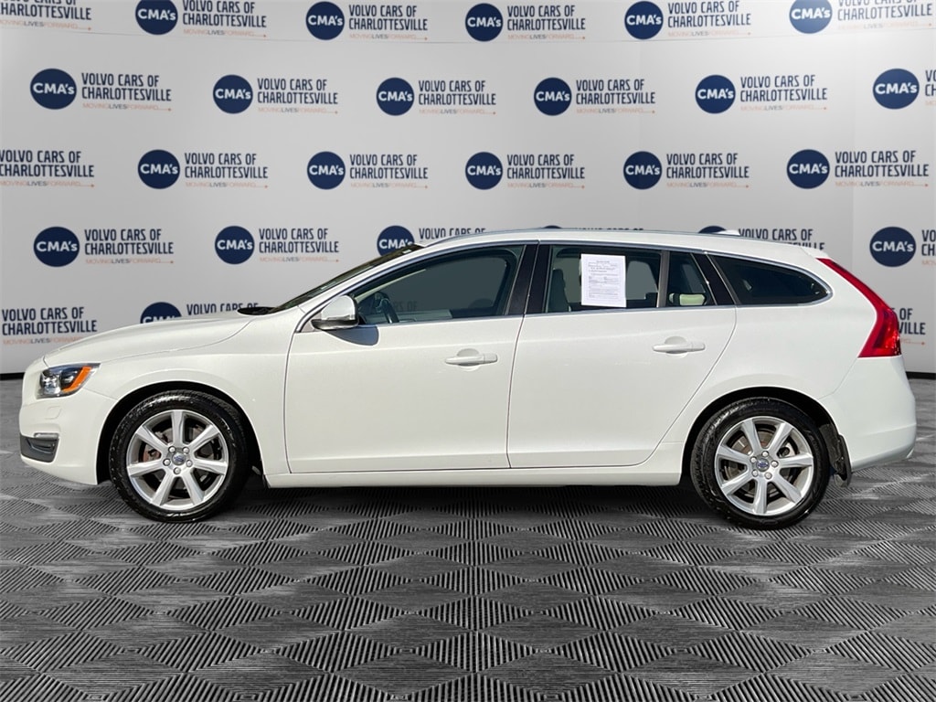 Used 2017 Volvo V60 T5 FWD Platinum Wagon