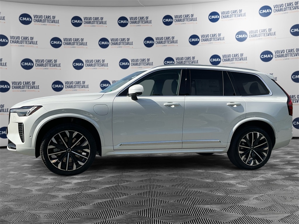 Used 2025 Volvo XC90 plug-in hybrid T8 (2025.5) Plus 7-Seater SUV