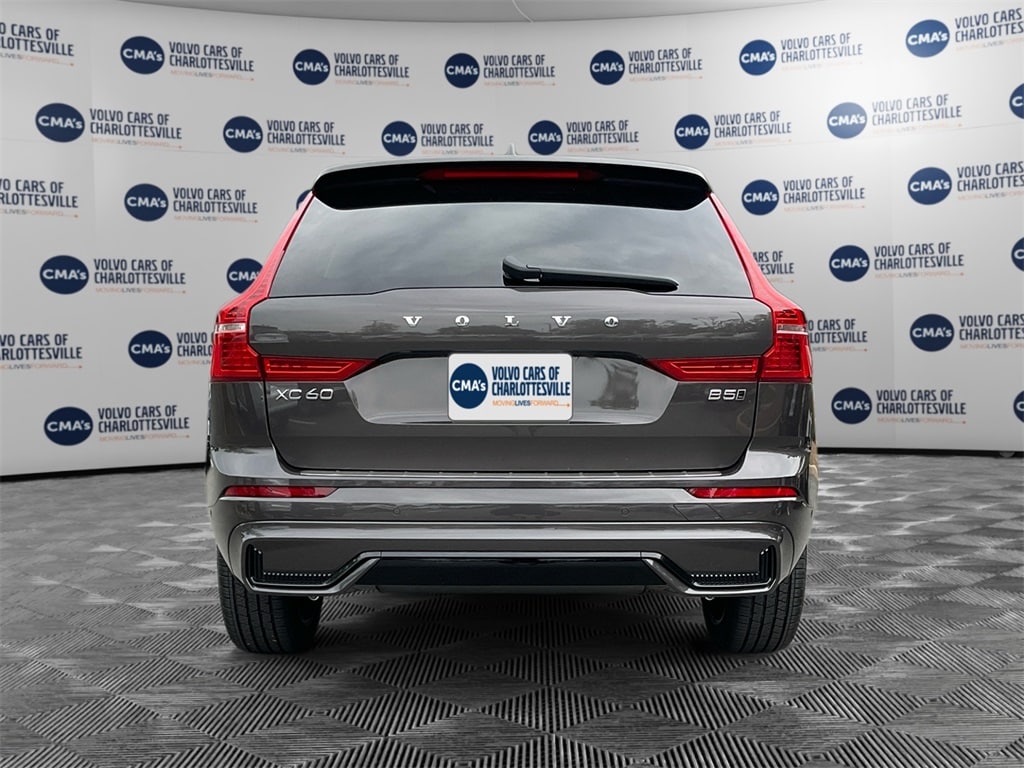 Used 2025 Volvo XC60 B5 Plus SUV