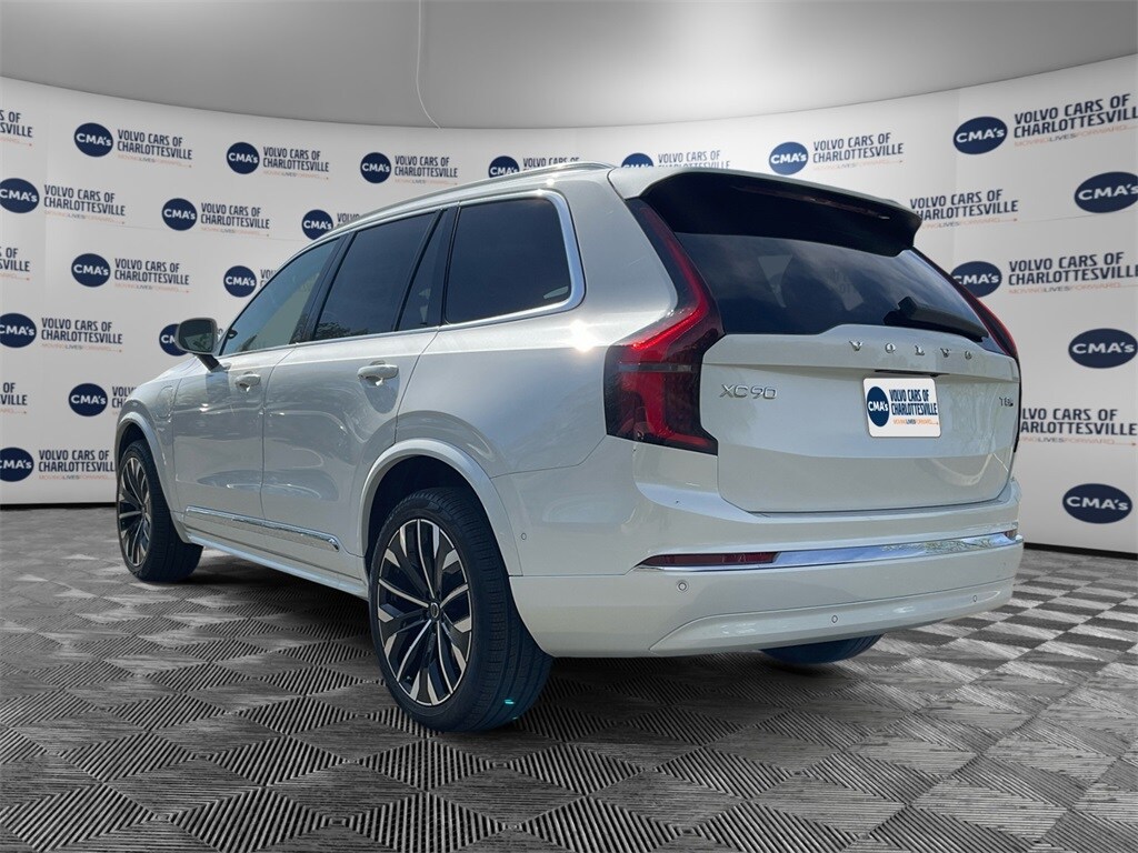 Used 2025 Volvo XC90 plug-in hybrid T8 (2025.5) Plus 7-Seater SUV
