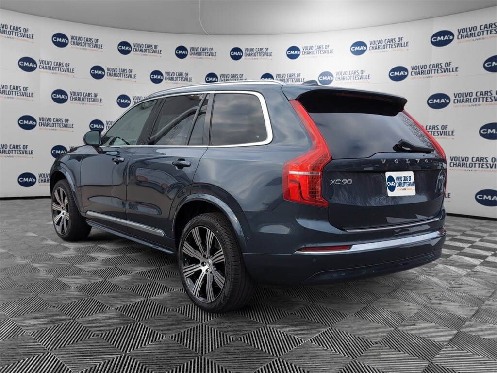 2025 Volvo XC90 Plus photo 3