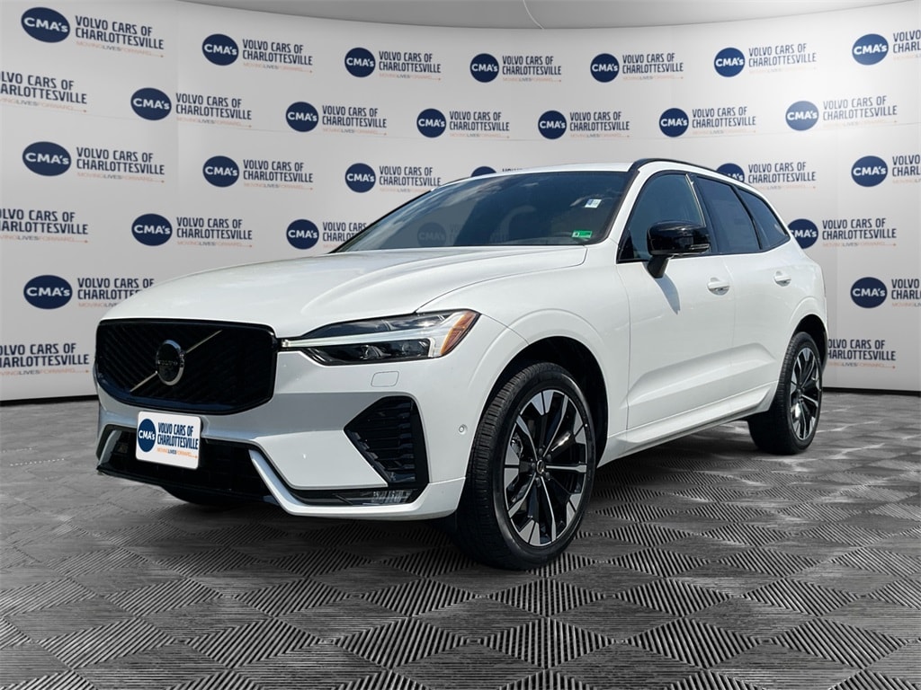 2026 Volvo XC60 Plus's photo