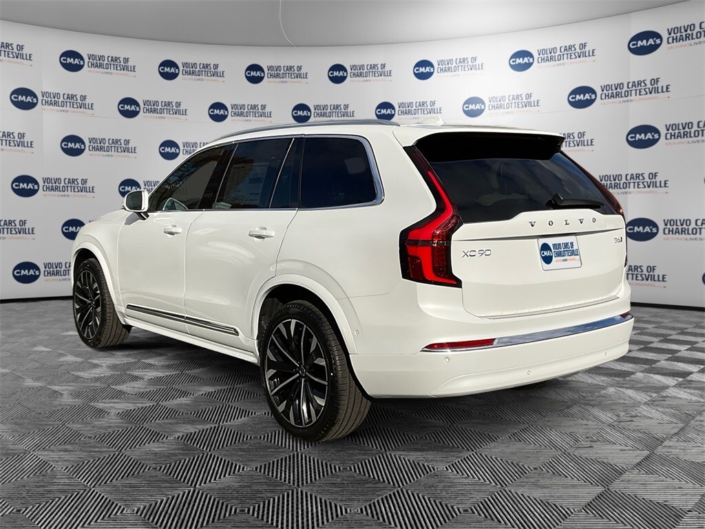 2026 Volvo XC90 AWD Plus photo 3