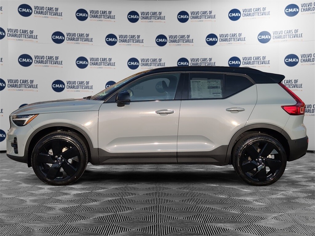 New 2026 Volvo XC40 B5 Ultra Black Edition SUV