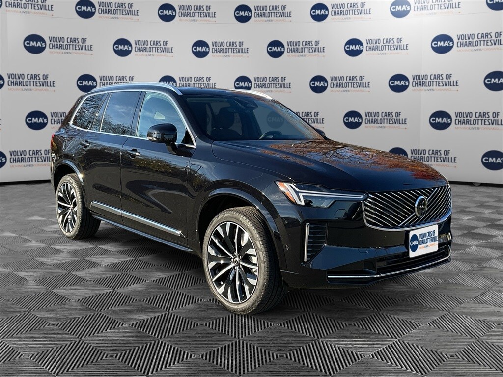 2026 Volvo XC90 AWD Plus photo 2