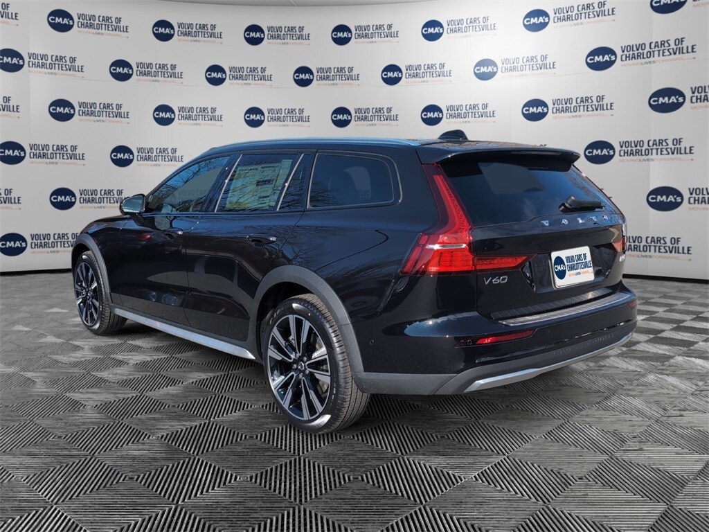New 2026 Volvo V60 Cross Country B5 Ultra Wagon