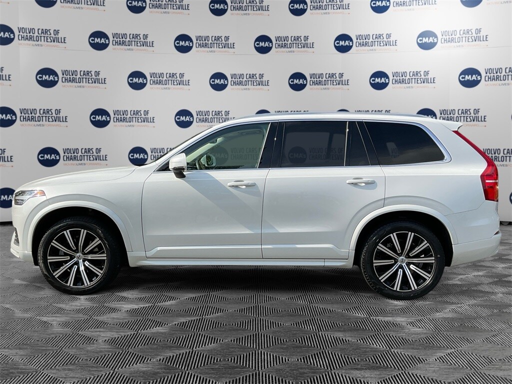 2023 Volvo XC90 B5 Core photo 2