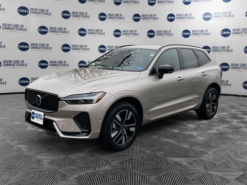 2026 Volvo XC60 Plus's photo