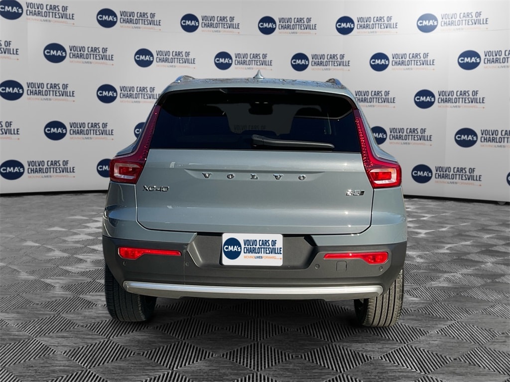 Certified 2023 Volvo XC40 B5 AWD Ultimate Bright SUV