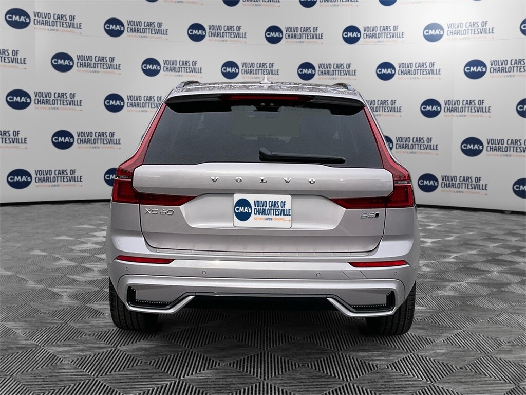 New 2026 Volvo XC60 B5 Plus SUV