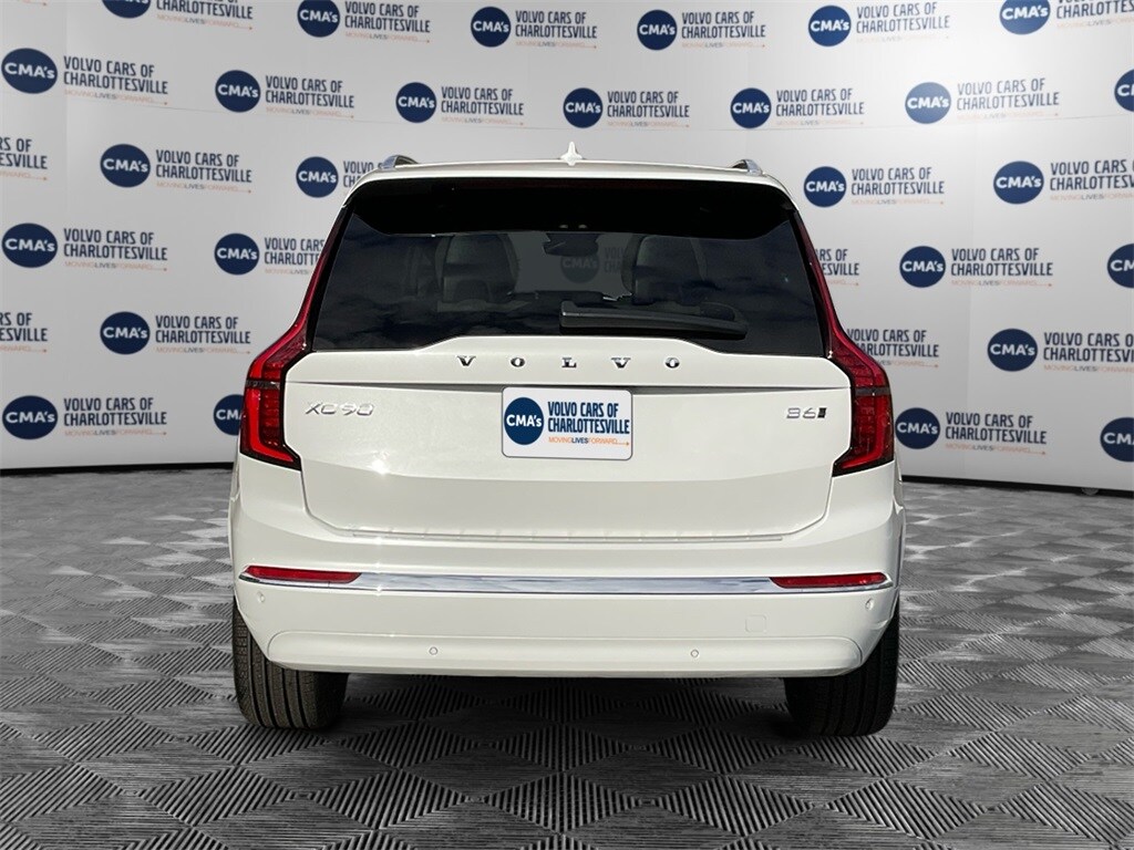 2026 Volvo XC90 AWD Plus photo 4
