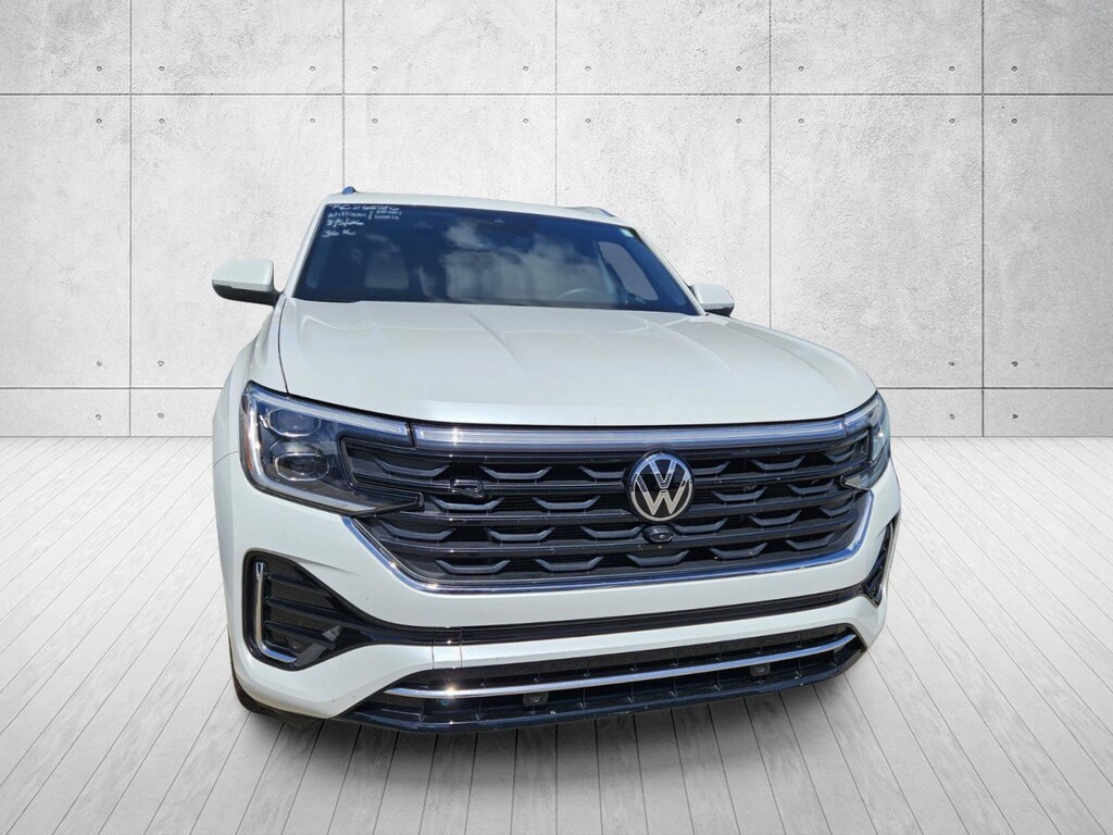 Used 2024 Volkswagen Atlas Cross Sport 2.0T SEL Premium R-Line 2.0T SEL Premium R-Line 4MOTION