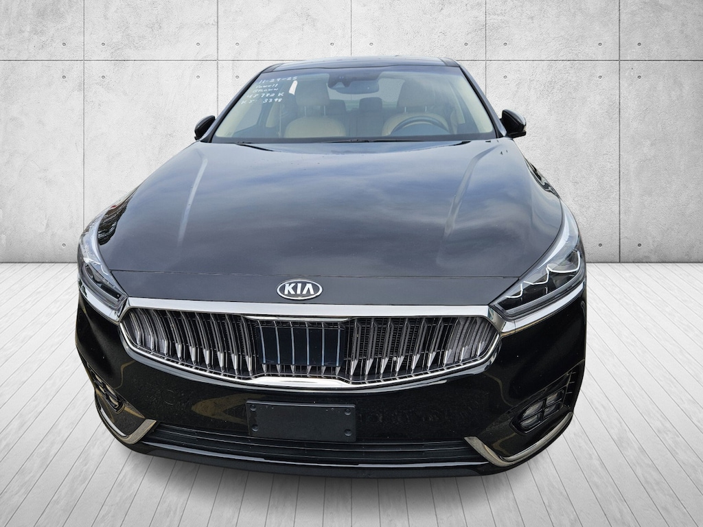 Used 2019 Kia Cadenza Technology Sedan