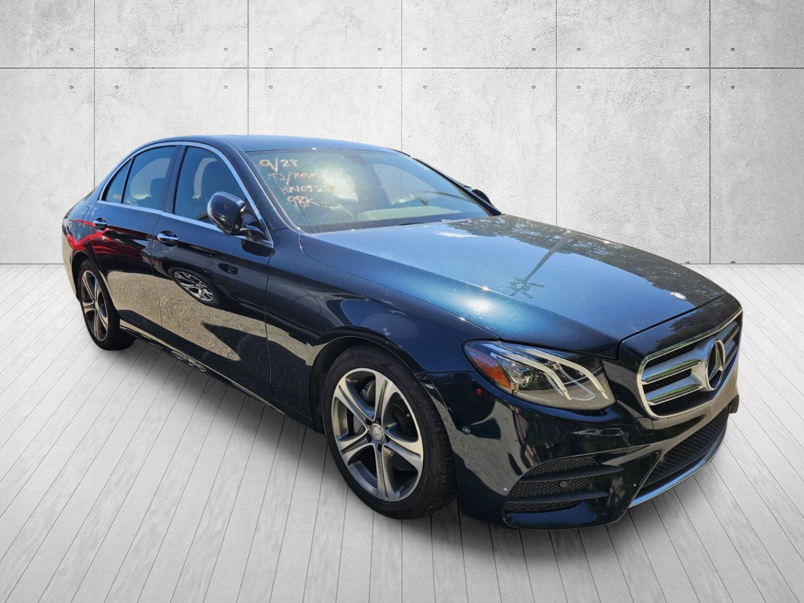  Mercedes-Benz E-Class