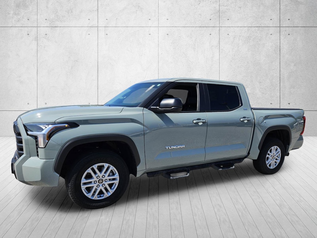 Used 2024 Toyota Tundra 4WD SR5 SR5 CrewMax 5.5 Bed