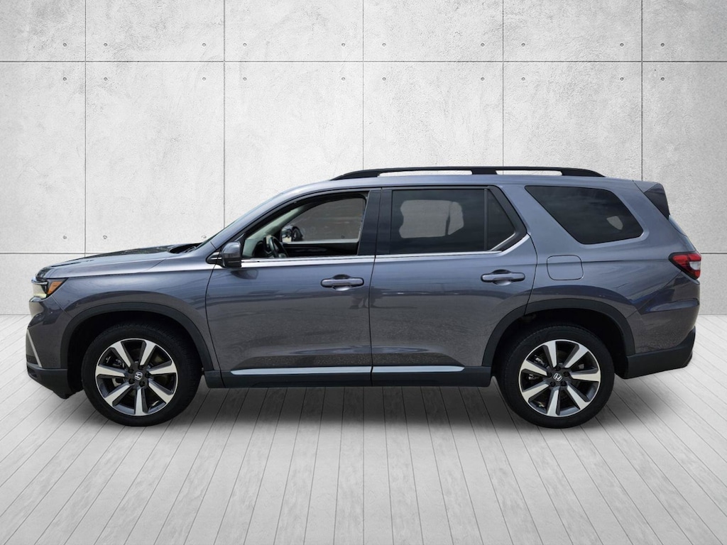 Used 2023 Honda Pilot Touring Touring AWD