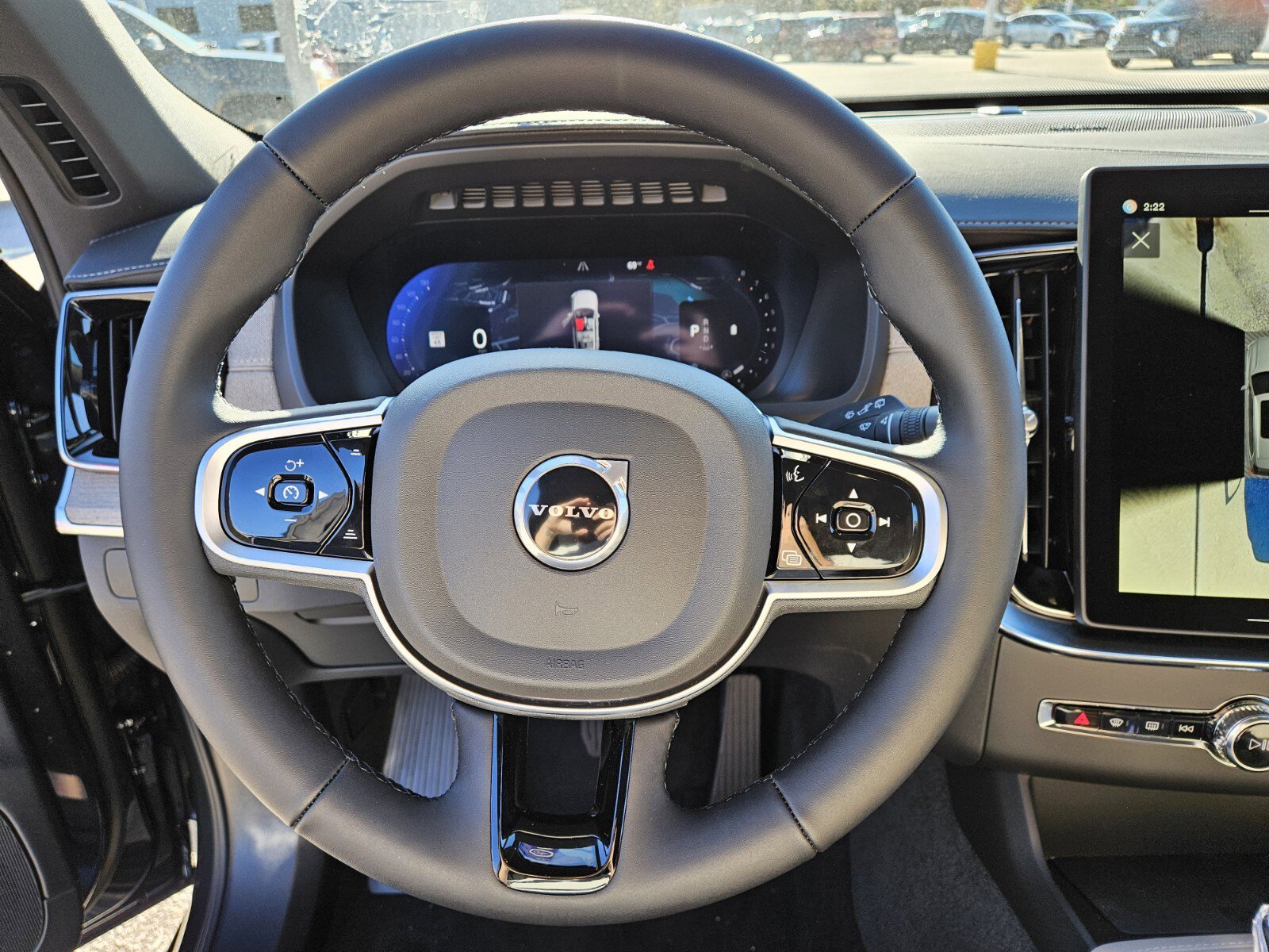2026 Volvo XC90 Plus - Photo 14