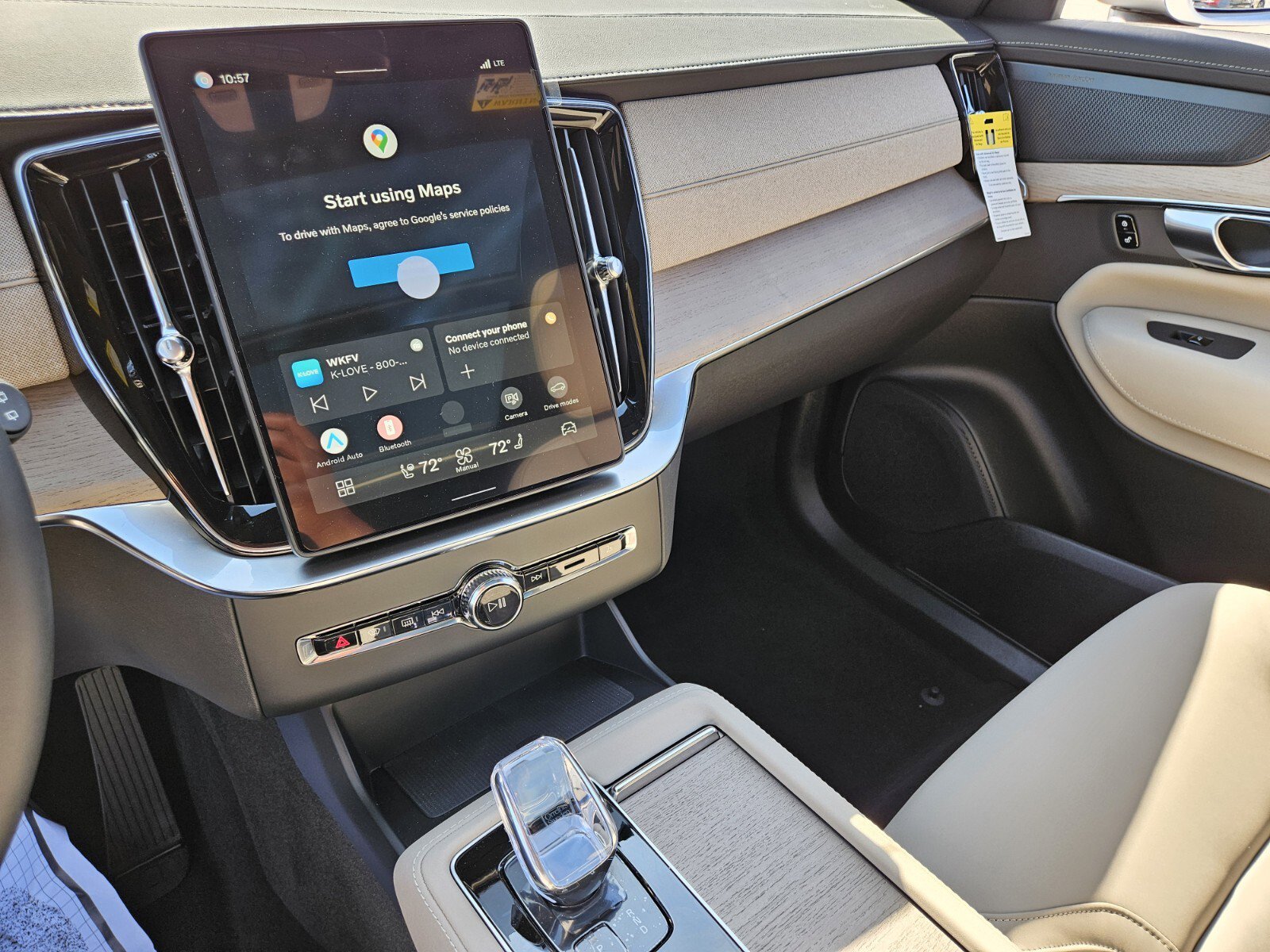 2026 Volvo XC90 Plus - Photo 13